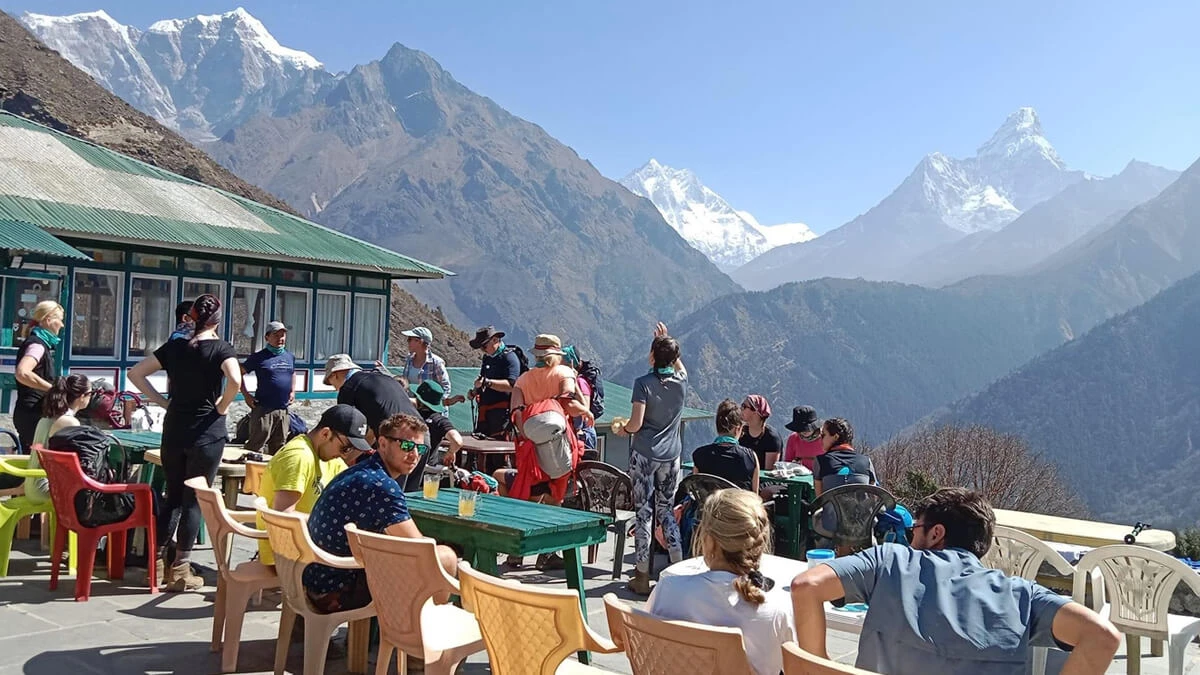 Banner first for Everest Adventure With Chitwan National Park