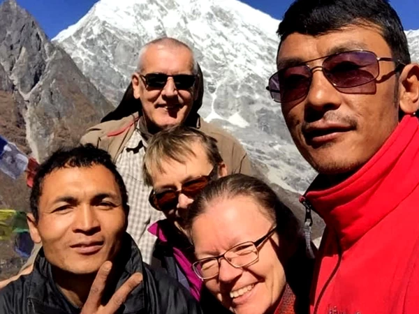 Benhard And Group Kyanjin Ri