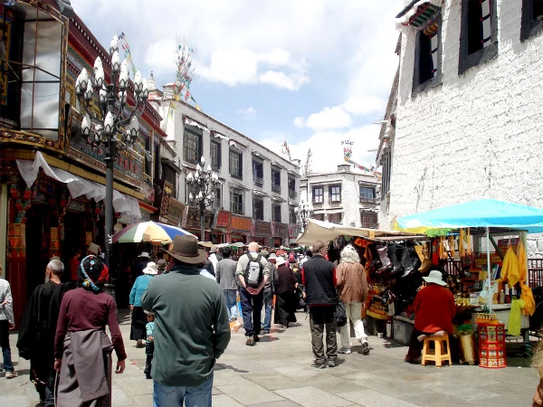 Local Market In Lhasa 1