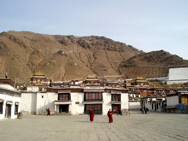 Tashilhunpo Monastery 1