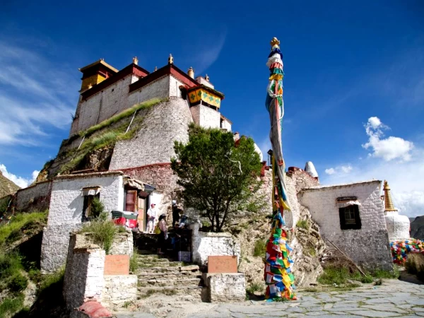 Yungbulakang Palace Tetang